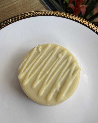 Bombom branco c/ frutas vermelhas - Move Gourmet