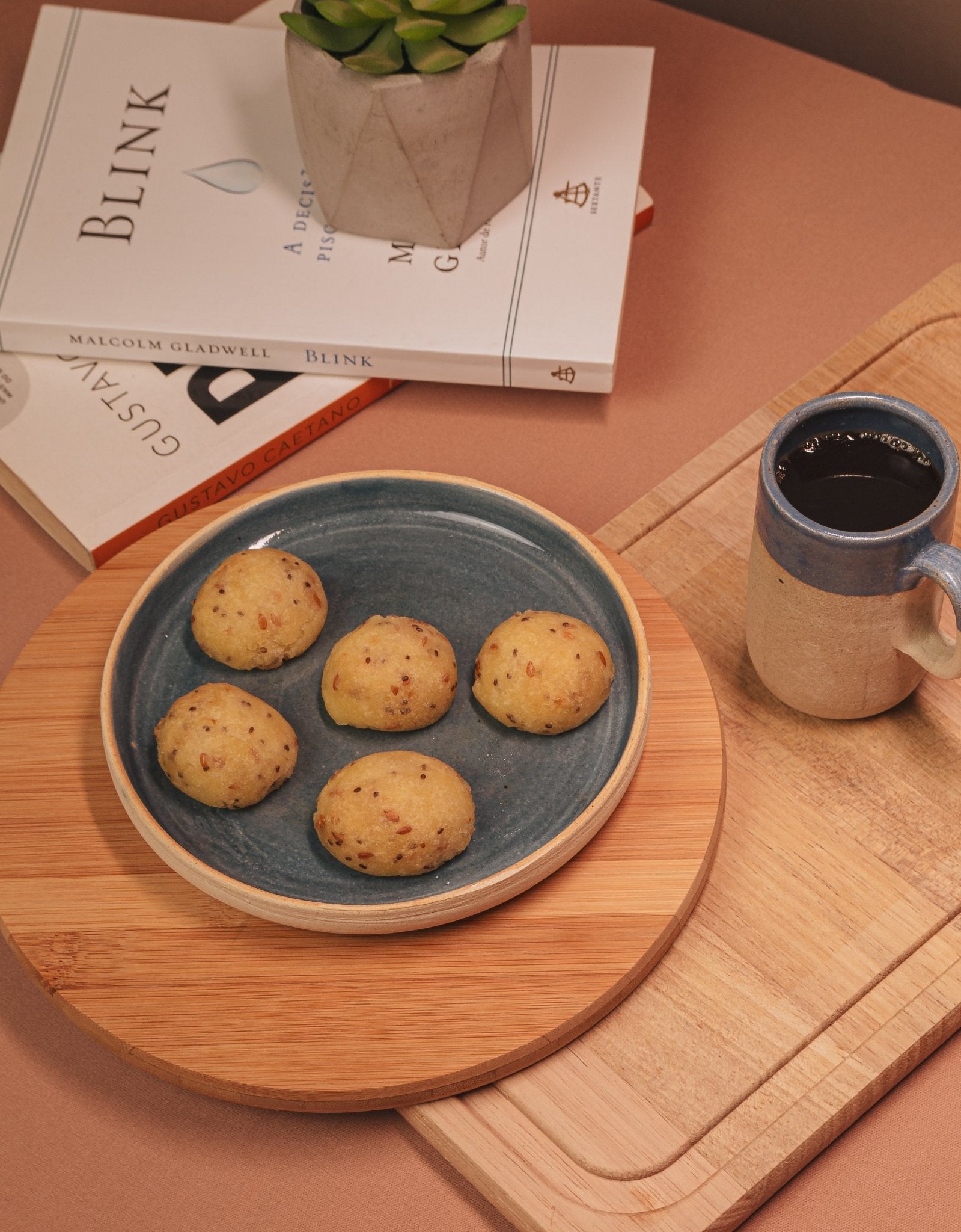 Pão de Queijo Zero Lactose - 16un 320g - Move Gourmet