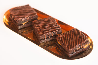 Mini Brownie Recheado com Doce de Leite – 8 un. 40g - Move Gourmet