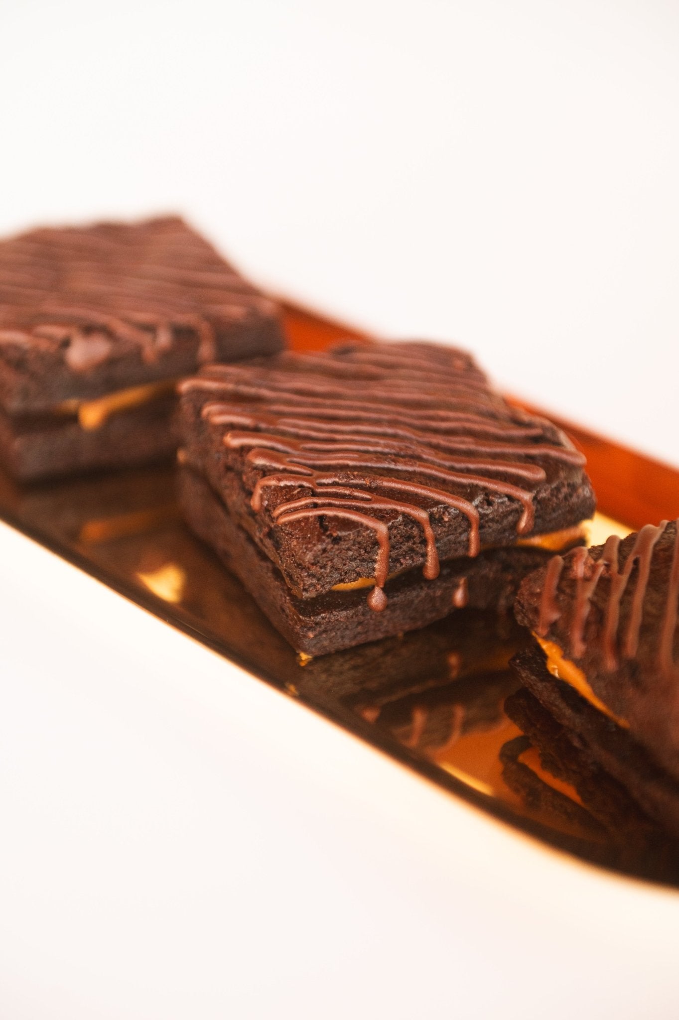 Mini Brownie Recheado com Doce de Leite – 8 un. 40g - Move Gourmet